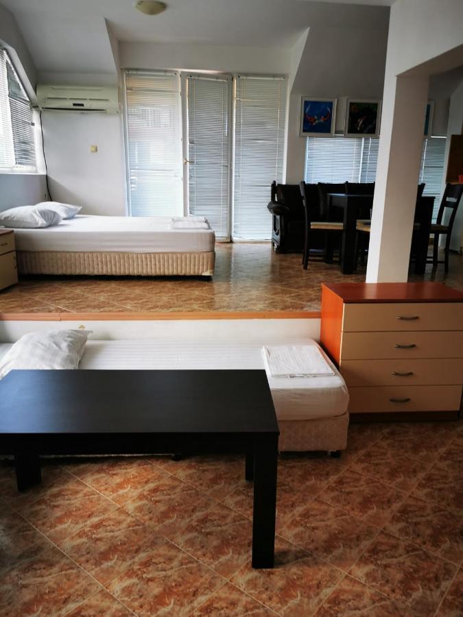 Jelezchevi Guest Rooms Primorsko Extérieur photo
