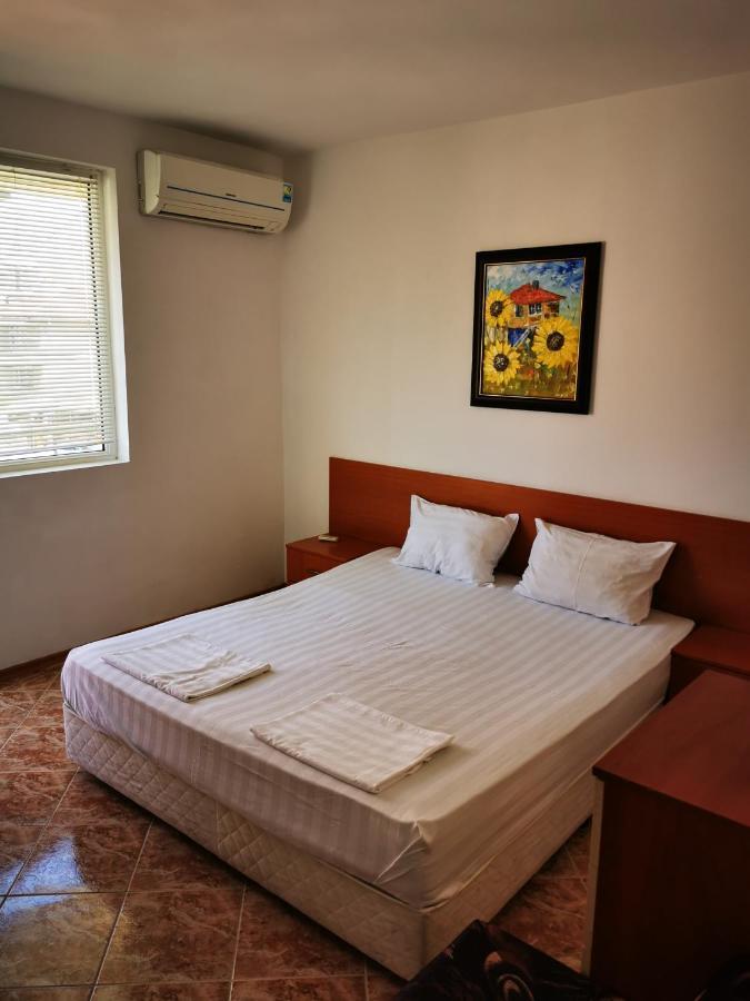Jelezchevi Guest Rooms Primorsko Extérieur photo