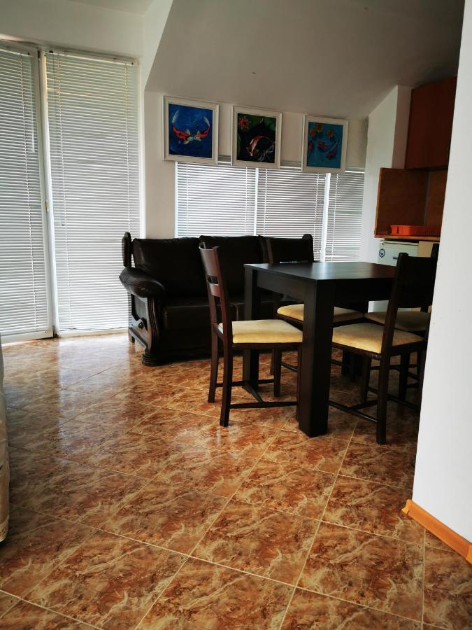 Jelezchevi Guest Rooms Primorsko Extérieur photo