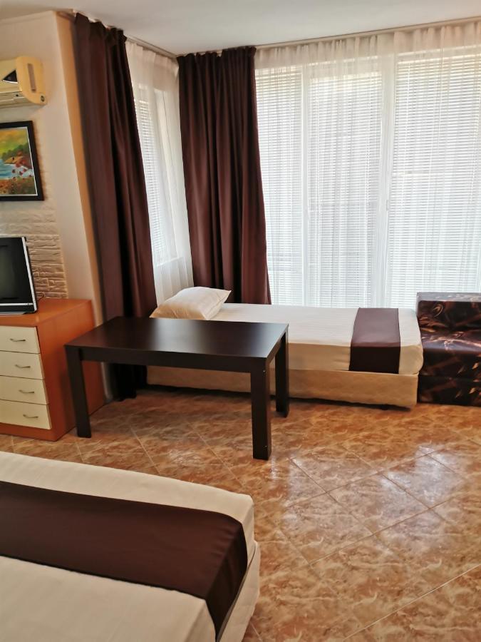Jelezchevi Guest Rooms Primorsko Extérieur photo