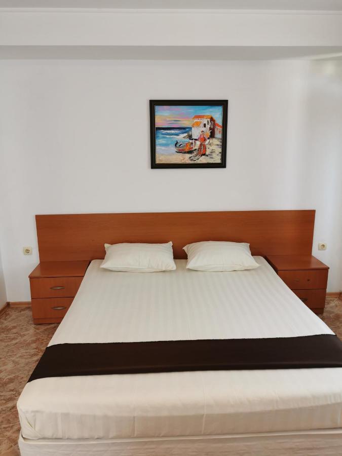 Jelezchevi Guest Rooms Primorsko Extérieur photo