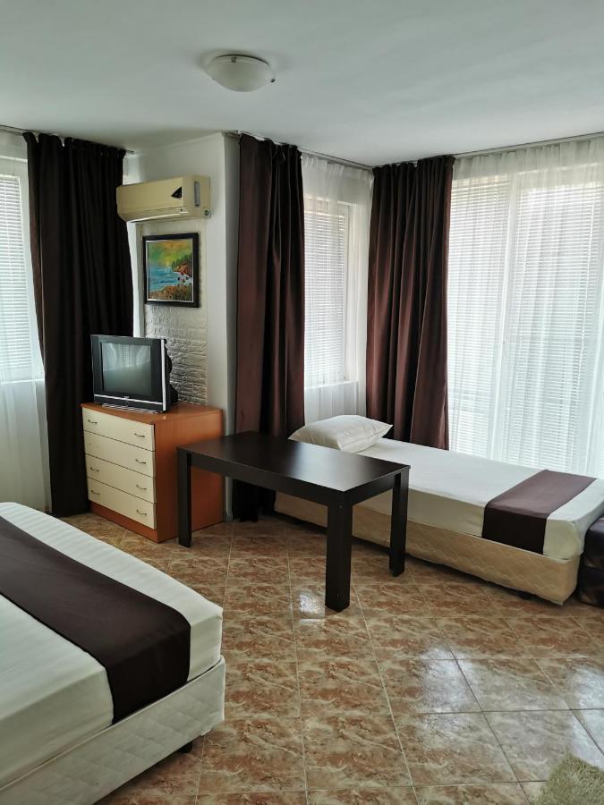 Jelezchevi Guest Rooms Primorsko Extérieur photo