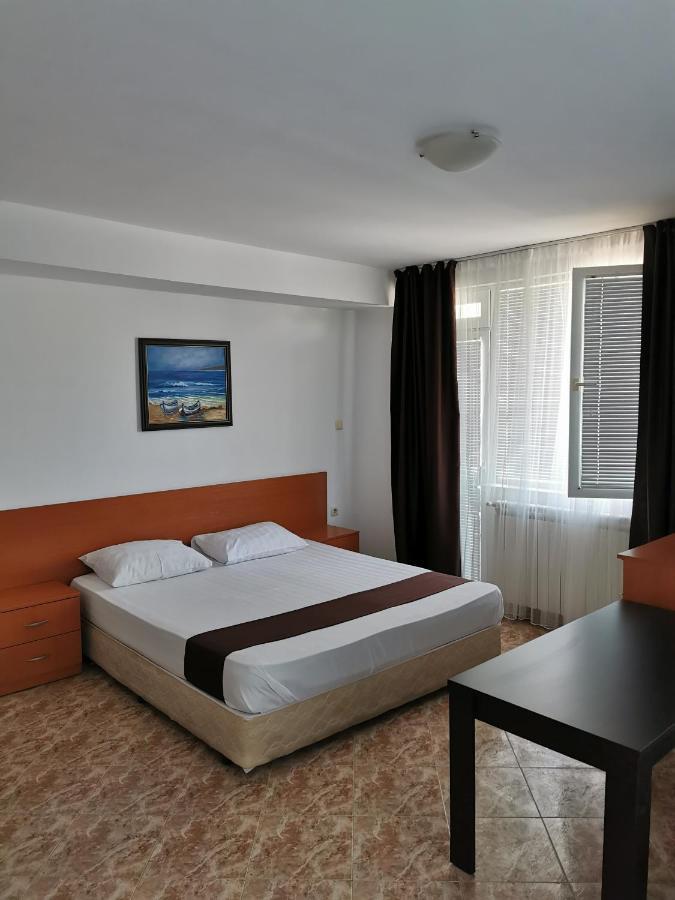 Jelezchevi Guest Rooms Primorsko Extérieur photo