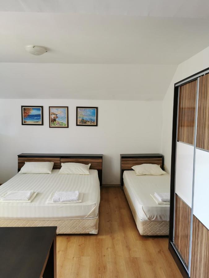 Jelezchevi Guest Rooms Primorsko Extérieur photo