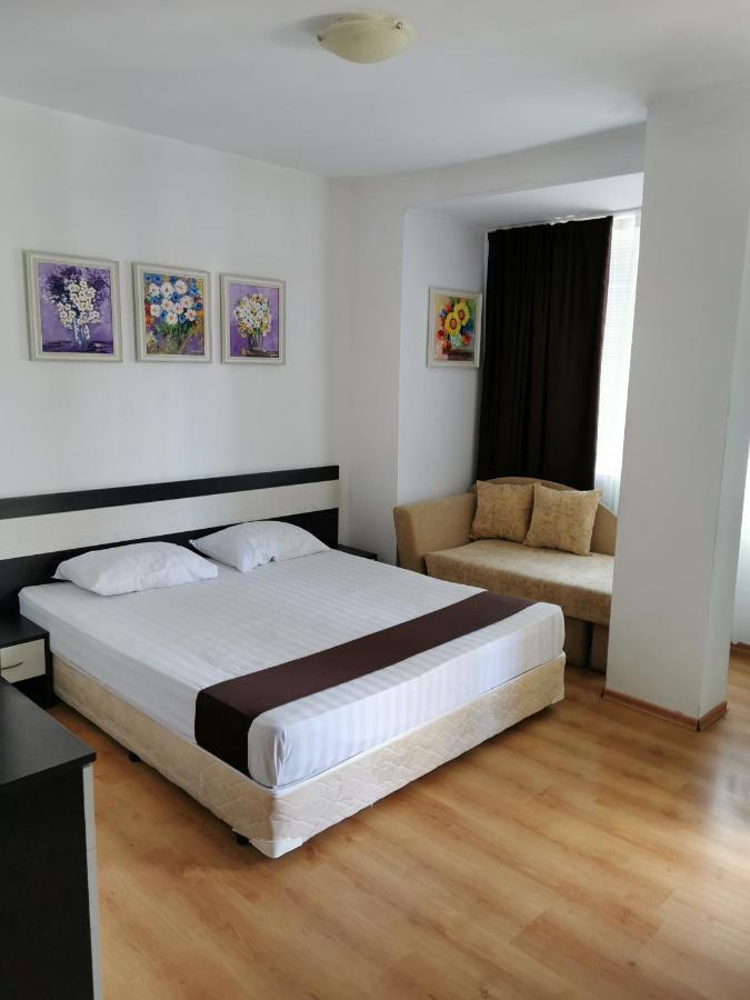 Jelezchevi Guest Rooms Primorsko Extérieur photo