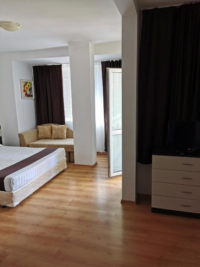 Jelezchevi Guest Rooms Primorsko Extérieur photo