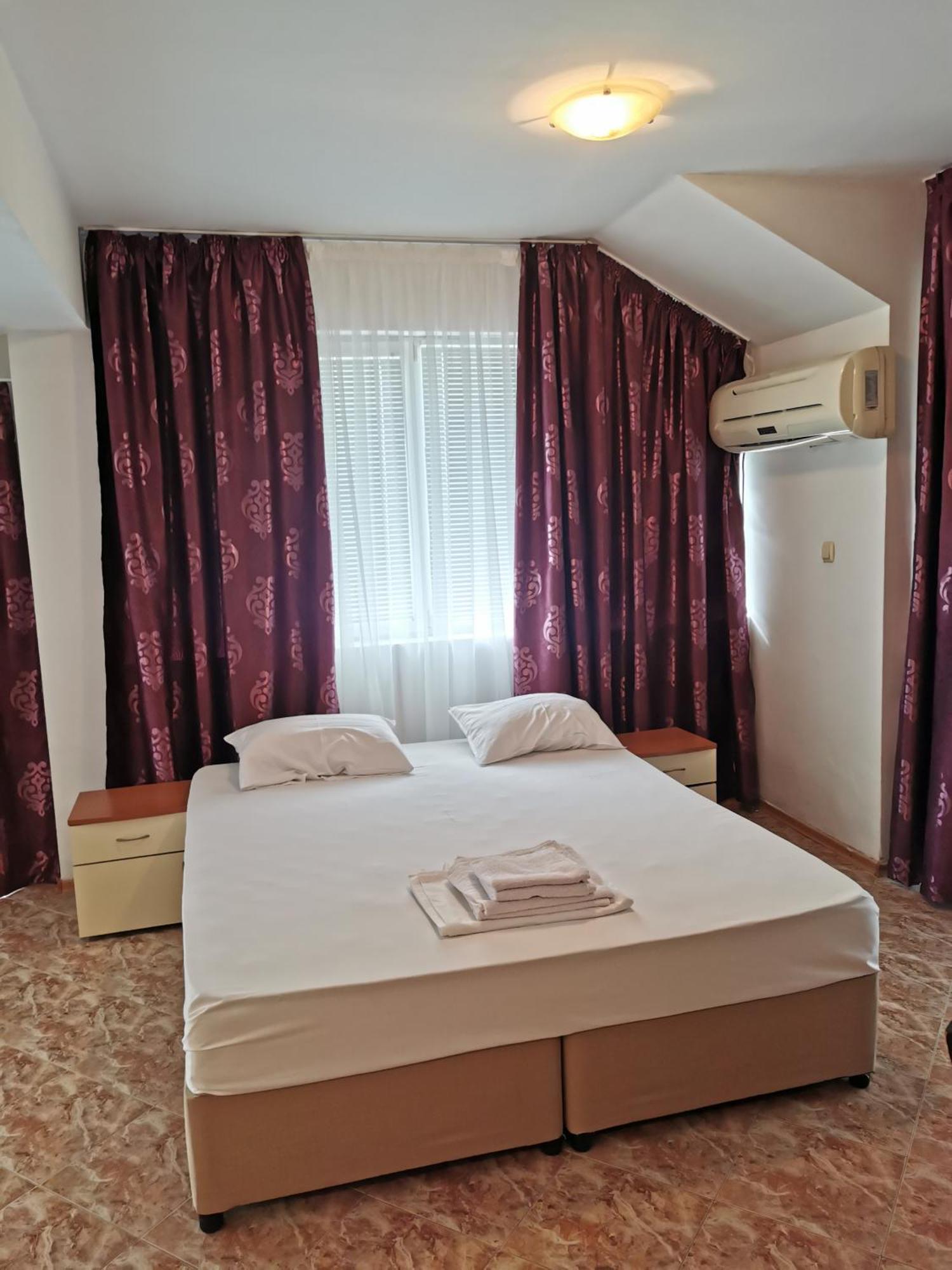 Jelezchevi Guest Rooms Primorsko Extérieur photo