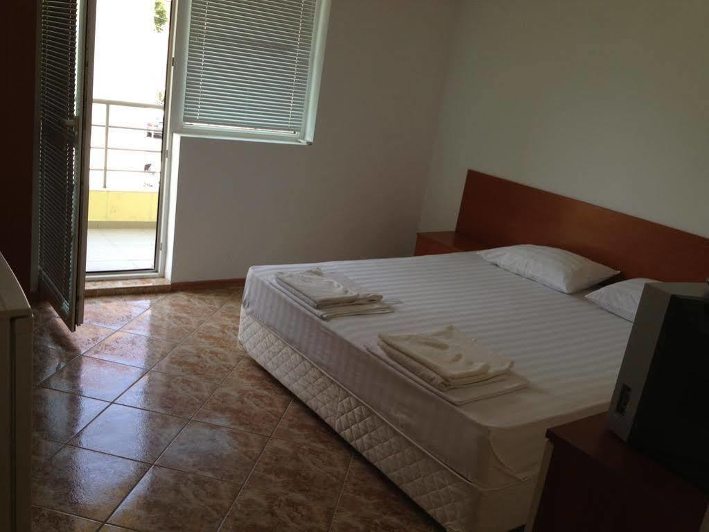 Jelezchevi Guest Rooms Primorsko Extérieur photo